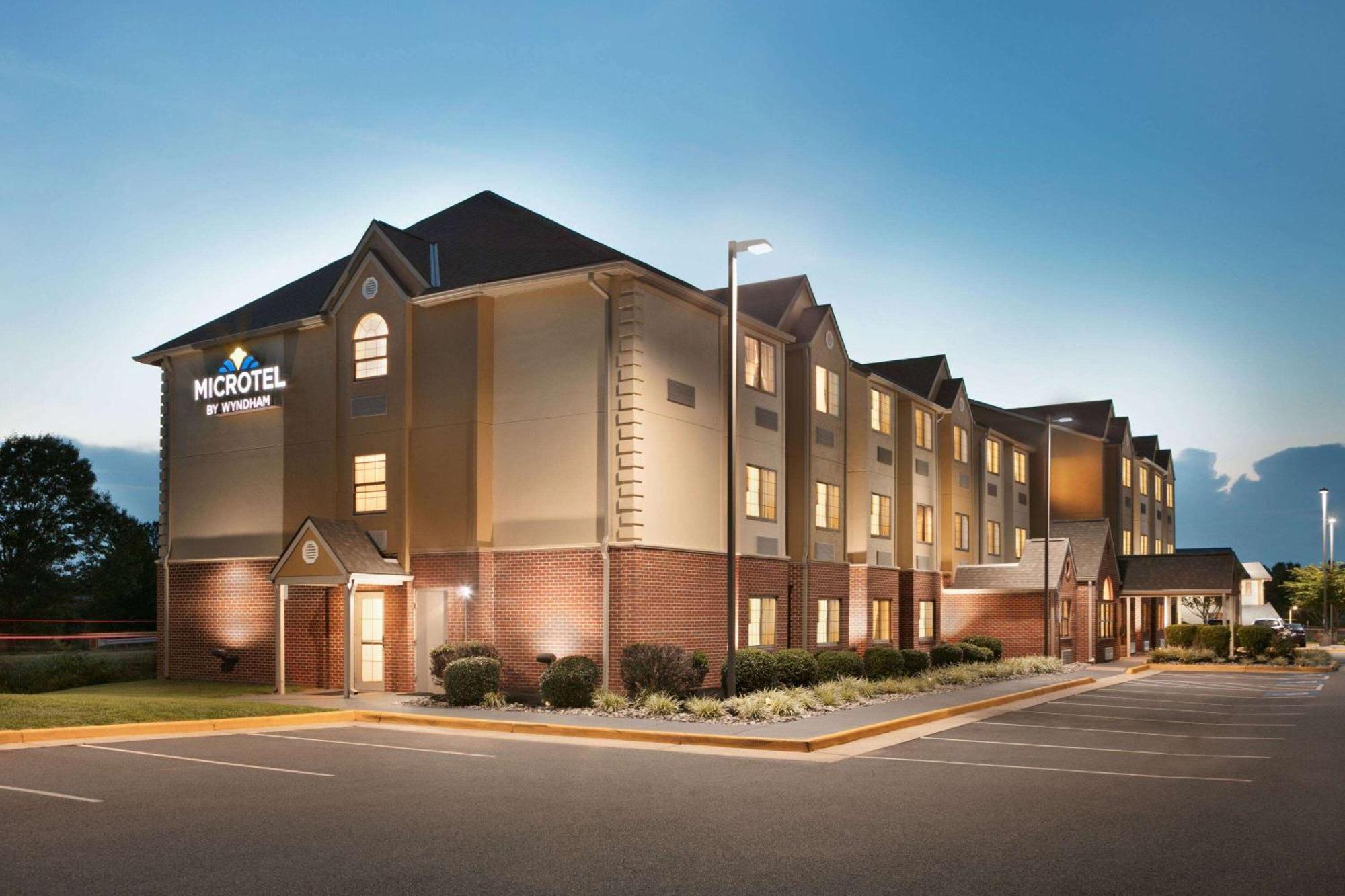 Microtel Inn & Suites By Wyndham Culpeper Buitenkant foto